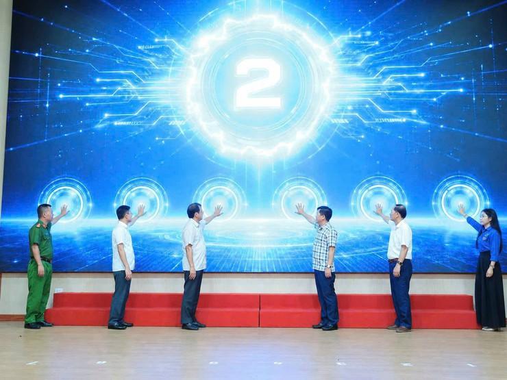 Ứng Thiên phát động đợt thi đua “1.000 Công dân số tiên phong” - Ảnh 3.