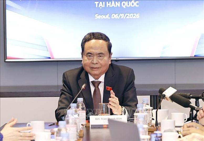 Chủ tịch Quốc hội gặp mặt thành viên Mạng lưới Đổi mới sáng tạo và chuyên gia Việt Nam tại Hàn Quốc- Ảnh 1.